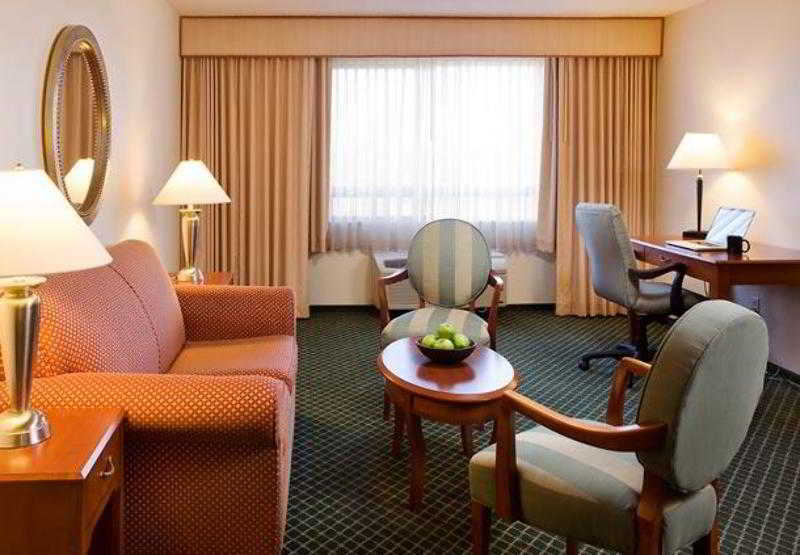 Courtyard By Marriott Newark Silicon Valley Bagian luar foto